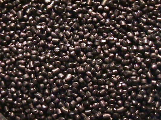 Grânulo seguros de borracha duráveis resistentes do TPE do tempo para a tira de selagem