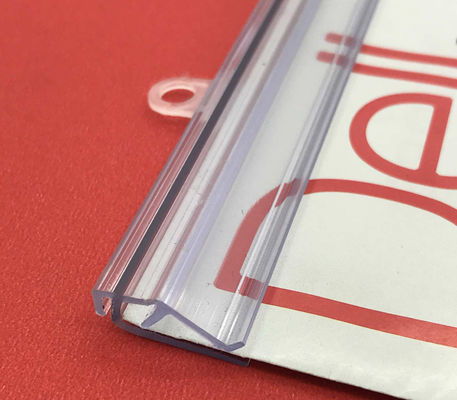 Linha de produção plástica 5M/Min do perfil do PVC do gancho da bandeira do cartaz