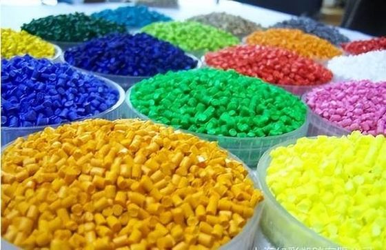 Material de borracha do TPE dos grânulo altos do TPE da elasticidade para a bacia de lavagem do copo da dobra