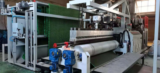 máquina de revestimento do revestimento protetor de tapete do PE do TPE de 2.6M para a grama artificial